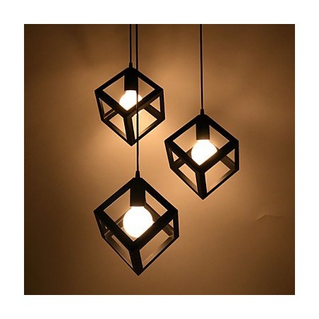 Lustre criativo contemporâneo e contraído de ferro forjado com lâmpadas de cabeça única Lustre criativo contemporâneo e contraído de ferro forjado com lâmpadas de cabeça única