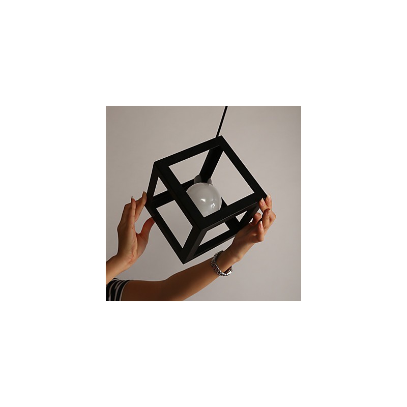 Lustre criativo contemporâneo e contraído de ferro forjado com lâmpadas de cabeça única