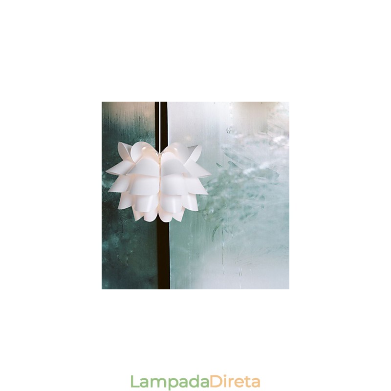 Luminária pendente contemporânea e contratada The Nordic Idea White Lotus