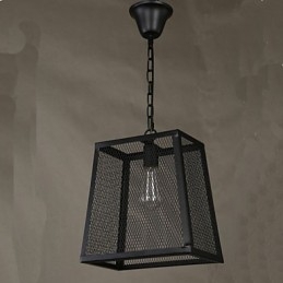 Um lustre de ferro forjado retrô industrial Wind Cafe com cobertura de rede