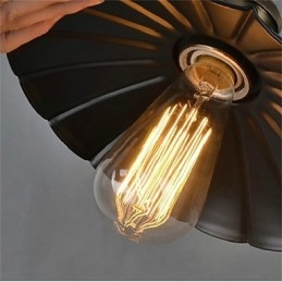 Lustre de ferro forjado vintage com guarda-chuva preto exclusivo