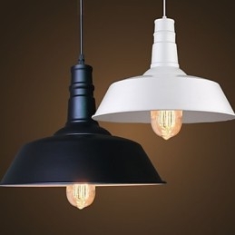 Luminária pendente de metal com design retrô