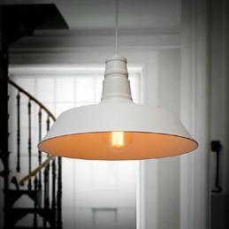 Luminária pendente de metal com design retrô