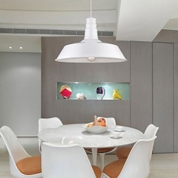 Luminária pendente de metal com design retrô