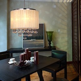 Elegante luminária pendente de cristal com 4 luzes