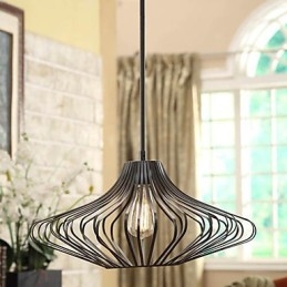 Luminária pendente moderna com estrutura de metal preto