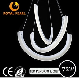 Luminária pendente moderna em acrílico com design contemporâneo