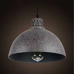 Luminária pendente vintage de metal com uma luz