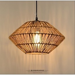 Luminária pendente vintage feita de corda com uma luz