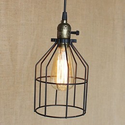 Indústria rural americana contratou uma única cabeça de lustre de ferro pequeno e criativo