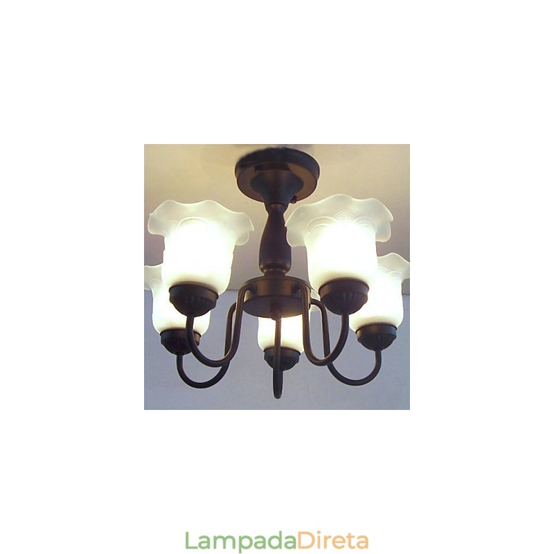 Lustre de metal com pintura clássica tradicional