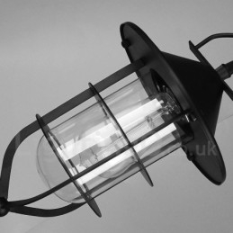 Luminária pendente de metal vintage com cúpula de vidro
