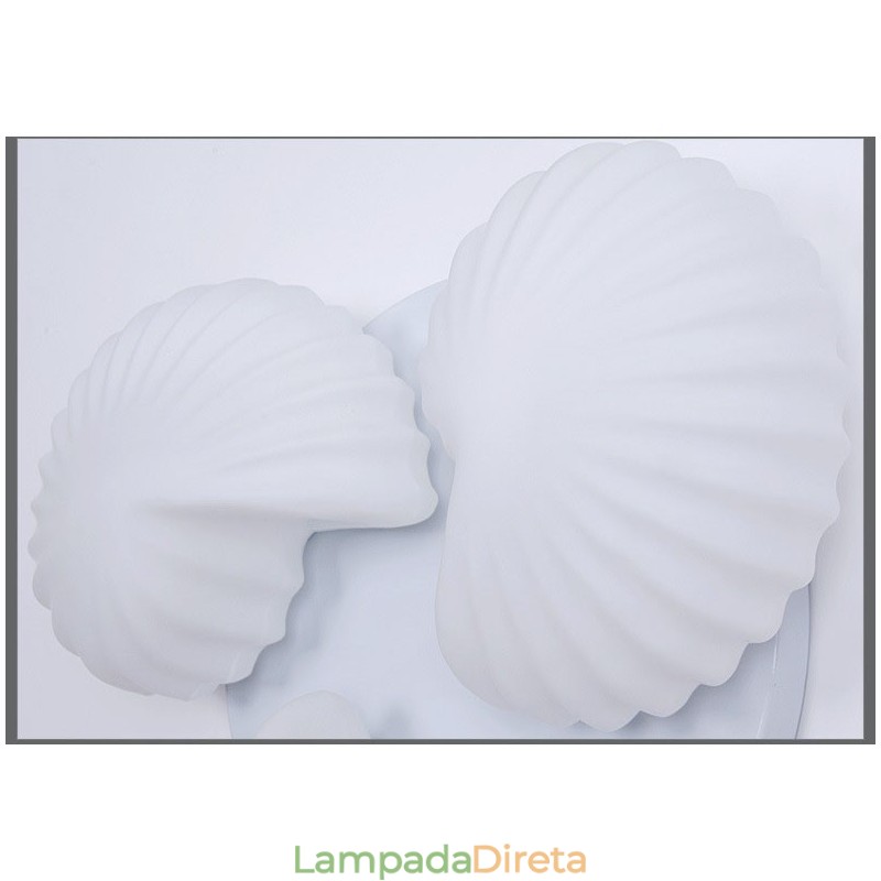 Lustre Integrado Clássico Tradicional de 3 Luzes com Sombra de Vidro