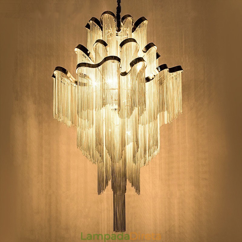Lustre de alumínio com pingente de designer, cor prata, escada em espiral
