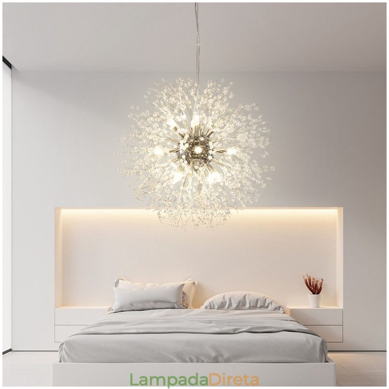 Lustre de metal com cristal e detalhes cromados em formato de dente-de-leão, globo de fogos de artifício