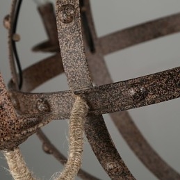Lustre Vintage Metal