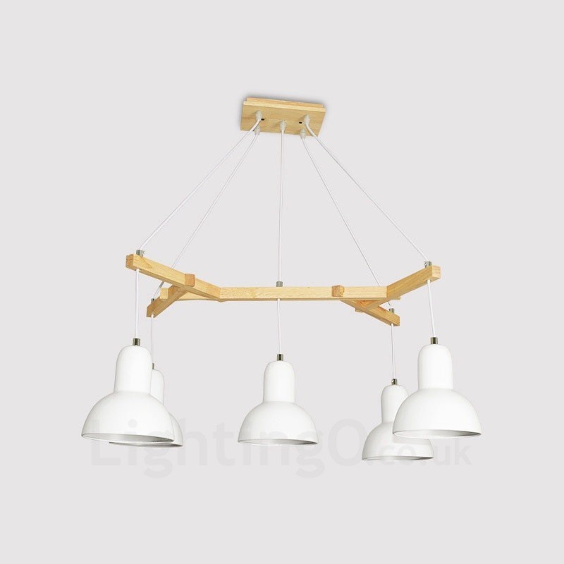 Luminária pendente moderna contemporânea de madeira com 5 luzes e cúpula de ferro