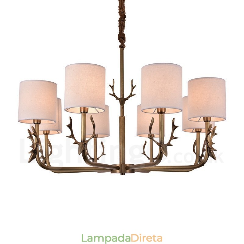 Lustre rústico de latão com 8 luzes e cúpula de tecido