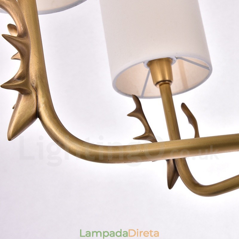 Lustre rústico de latão com 8 luzes e cúpula de tecido