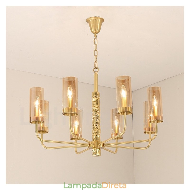 Lustre moderno contemporâneo de latão com 8 luzes e cúpula de vidro
