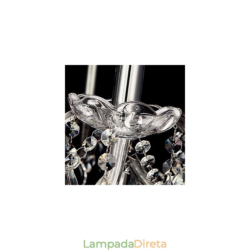 Lustre de luxo com 6 luzes em destaque