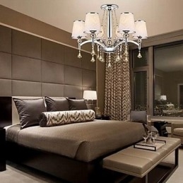 Lustre moderno contemporâneo de cristal cromado em metal