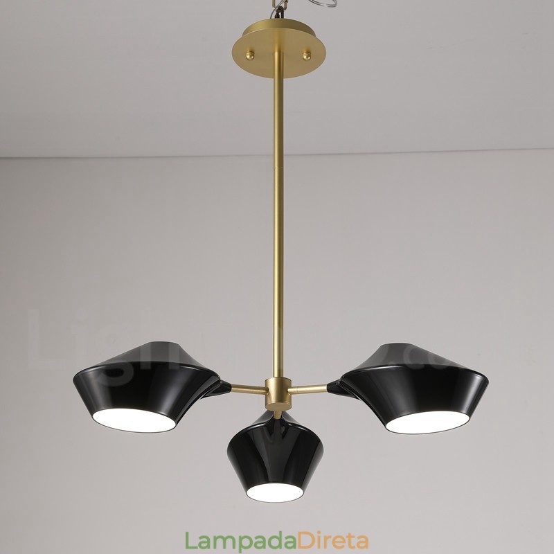Lustre moderno e contemporâneo com cúpulas de acrílico branco e preto
