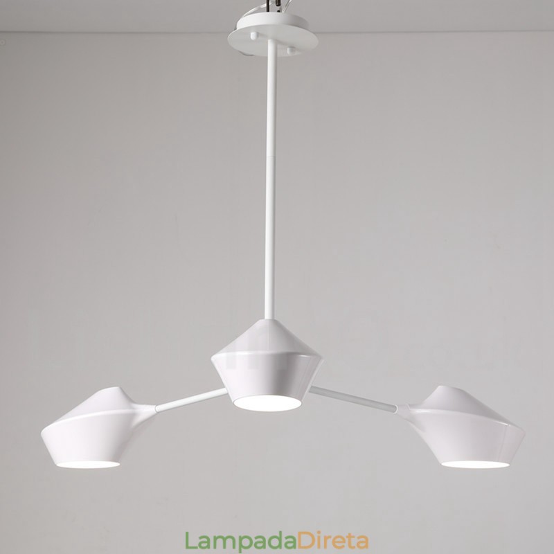 Lustre moderno e contemporâneo com cúpulas de acrílico branco e preto