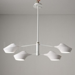 Lustre moderno e contemporâneo com cúpulas de acrílico branco e preto