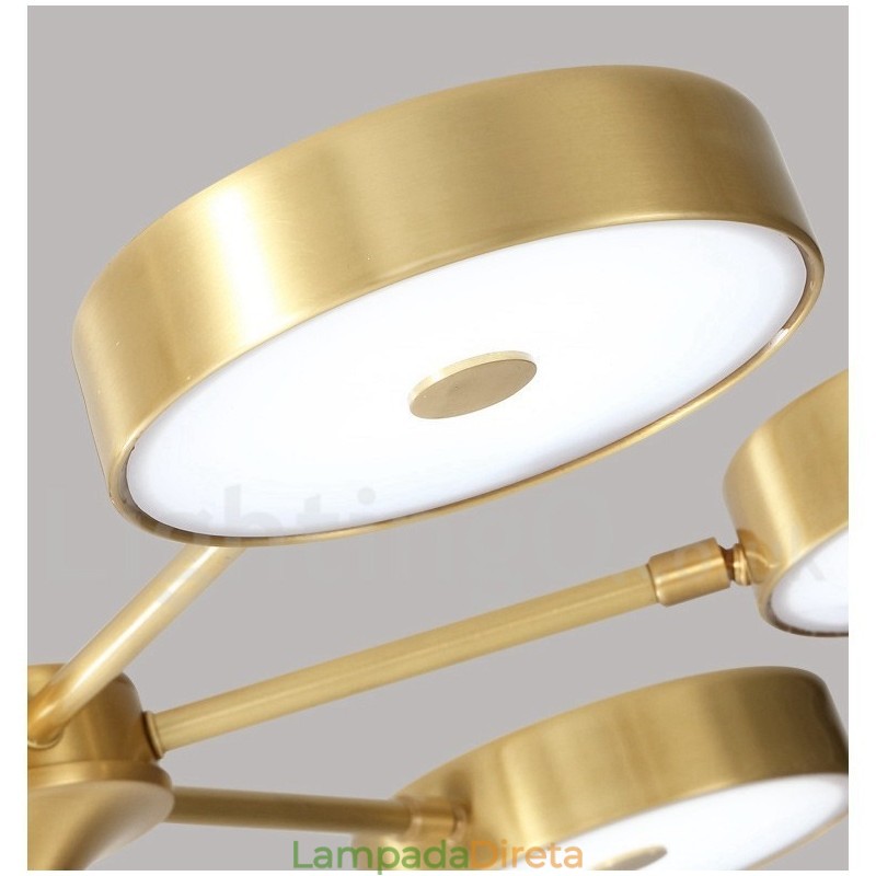 Lustre giratório rústico de latão puro com cúpulas de acrílico