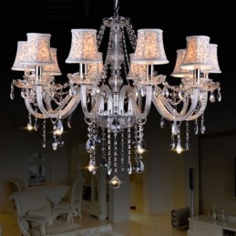 Lustre grande de cristal K9 com velas transparentes e abajures