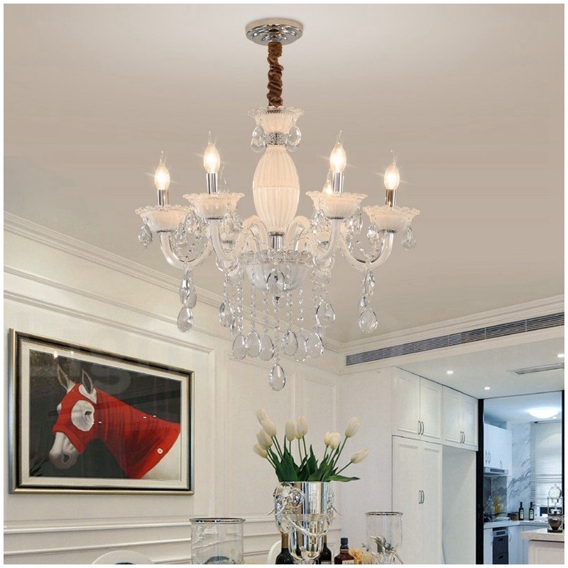 Lustre de vela branca de 6 luzes com cristal