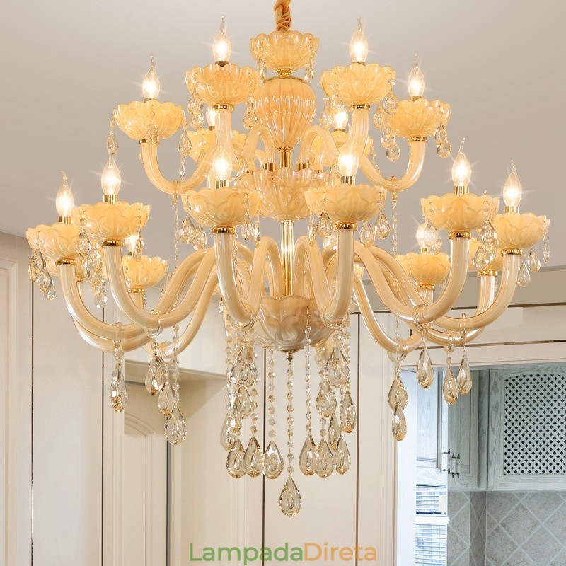 Lustre de cristal luxuoso com 18 (12+6) luzes e velas de champanhe