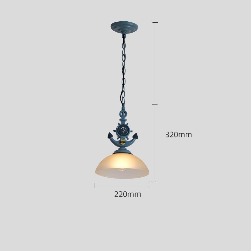 Uma luz pendente antiga, rústica, artística, retrô, azul claro, com cúpula de vidro