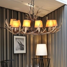 Lustre antigo de chifre retrô com abajures
