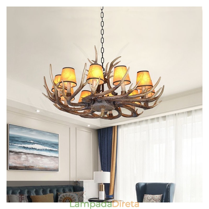 Lustre antigo de chifre retrô com abajures