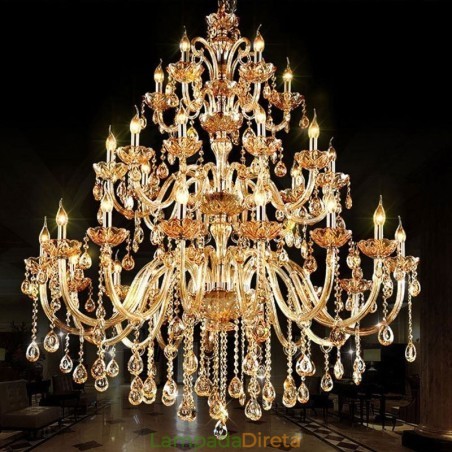 Lustre de cristal europeu, luz de teto de luxo com 30 luzes Lustre de cristal europeu, luz de teto de luxo com 30 luzes