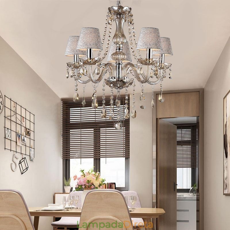 Lustre de cristal europeu clássico com pingente de luz conhaque