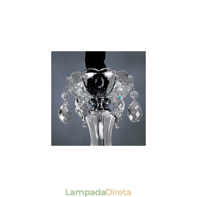 Elegante lustre de cristal com 6 luzes