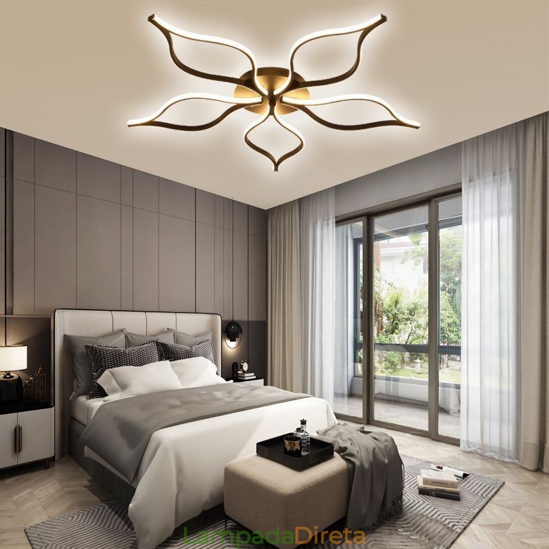 Luminária de teto minimalista com cinco folhas e flor embutida