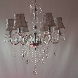 Lustre moderno de luxo com 6 luzes em decoração de cristal