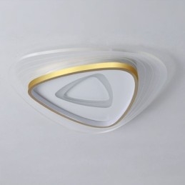 Luminária de teto triangular embutida