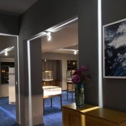 Luminária de parede moderna com luz de bar