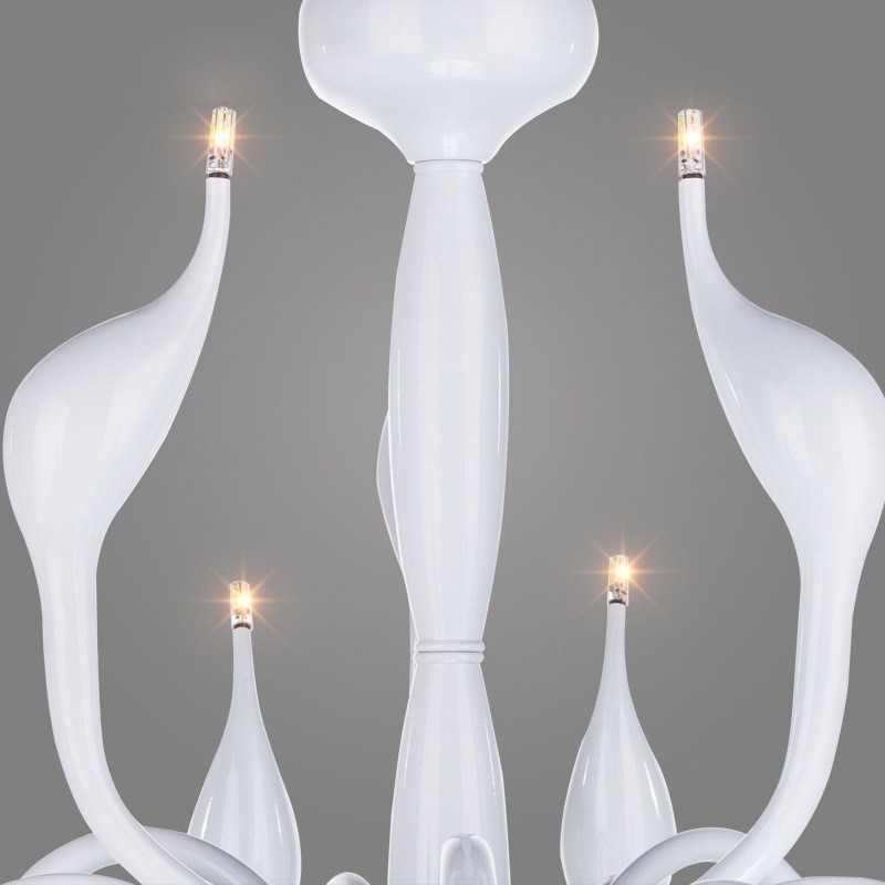 Lustre moderno de cisne de aço inoxidável com 18 luzes G4 com acabamento branco