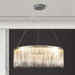 Lustre redondo com pingente de borla de luxo