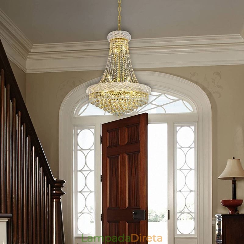Lustre em forma de coroa, luxuoso pingente de cristal