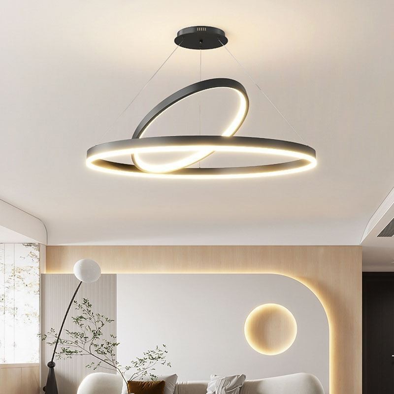 Luminária pendente moderna em forma de círculo com anéis em acrílico
