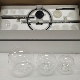 Lustre de metal moderno com bolhas de vidro transparente e lâmpadas pendentes
