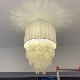 Luminária pendente contemporânea Jellyfish Shells Lighting com abajur cilíndrico