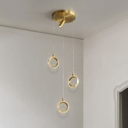 Luminária pendente de acrílico com anel e holofote